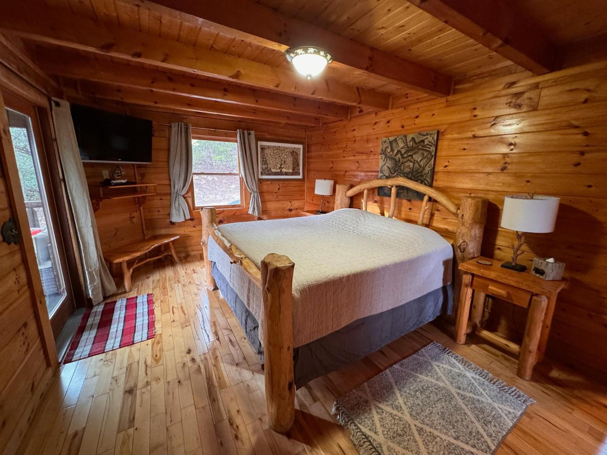 Smoky Paws - Exceptional Cabin, Stunning Mountain Views, Hot Tub, Tranquil, Gigabit Internet, Free L2 Ev Pigeon Forge Zewnętrze zdjęcie