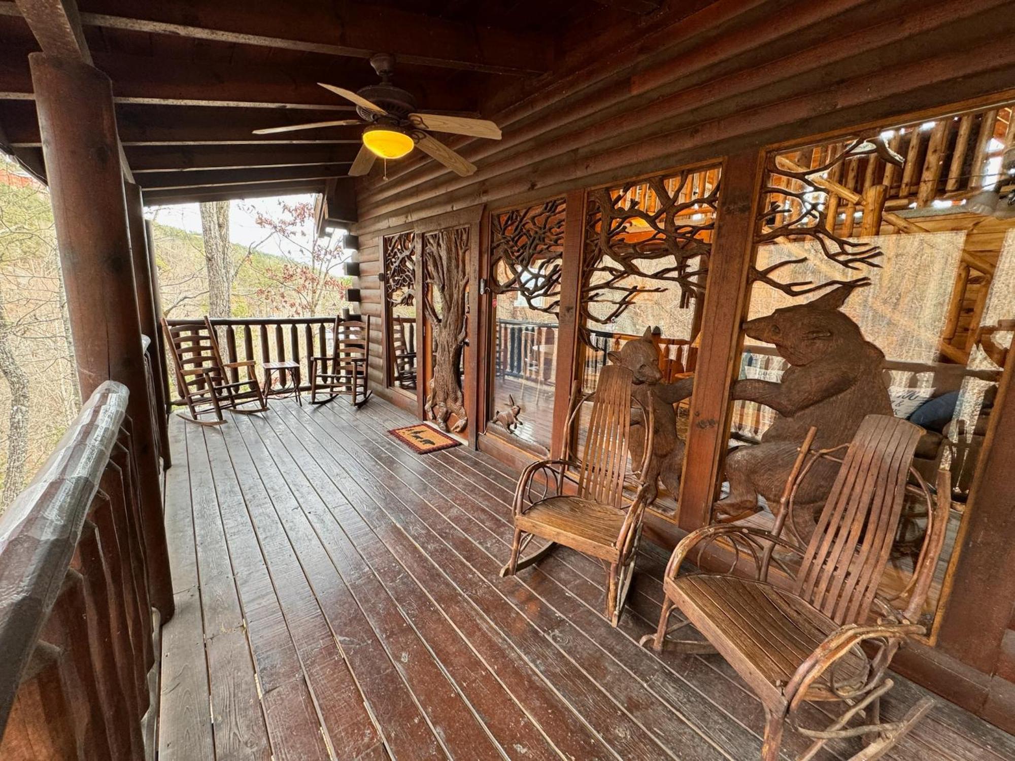 Smoky Paws - Exceptional Cabin, Stunning Mountain Views, Hot Tub, Tranquil, Gigabit Internet, Free L2 Ev Pigeon Forge Zewnętrze zdjęcie