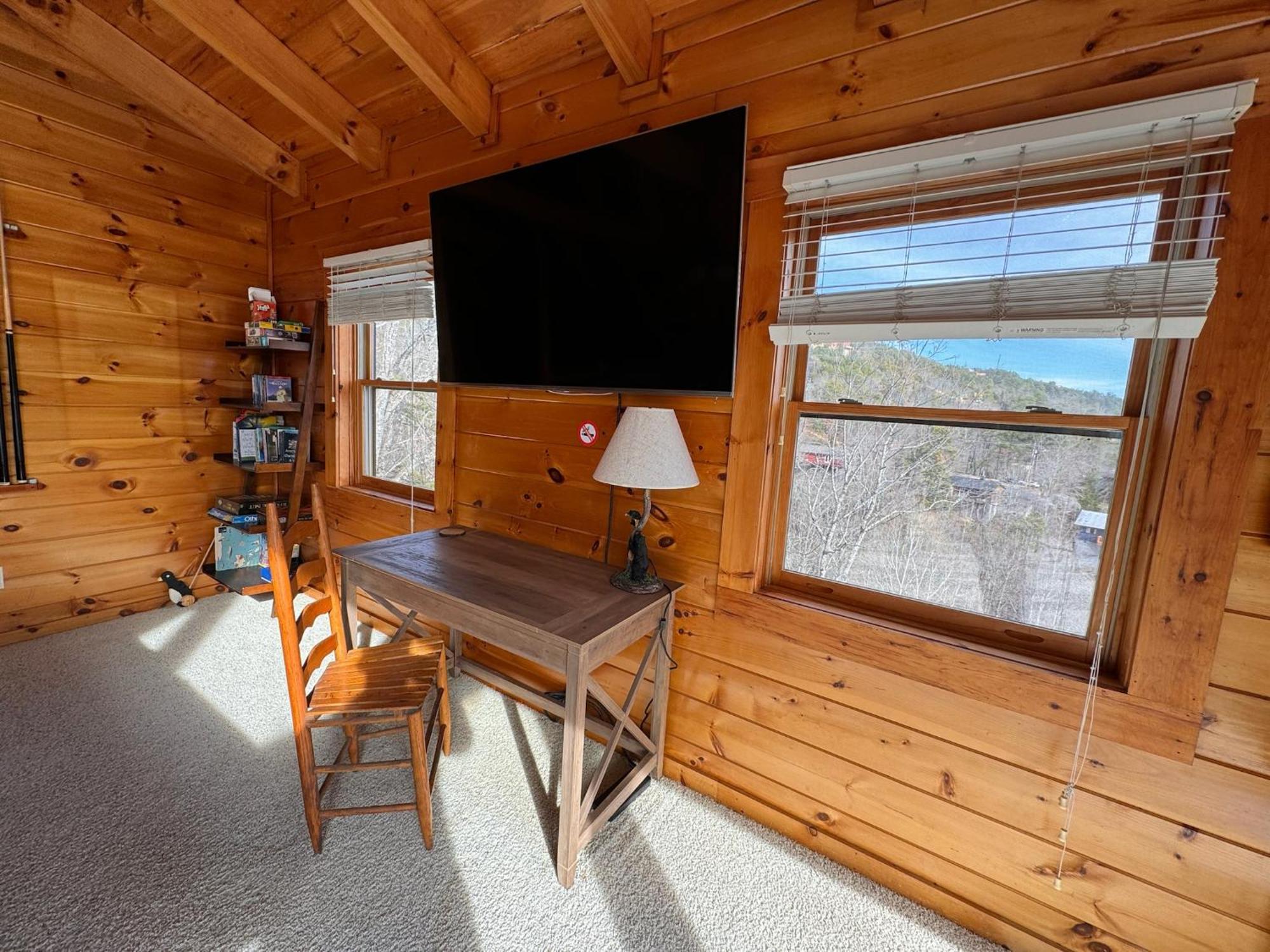 Smoky Paws - Exceptional Cabin, Stunning Mountain Views, Hot Tub, Tranquil, Gigabit Internet, Free L2 Ev Pigeon Forge Zewnętrze zdjęcie